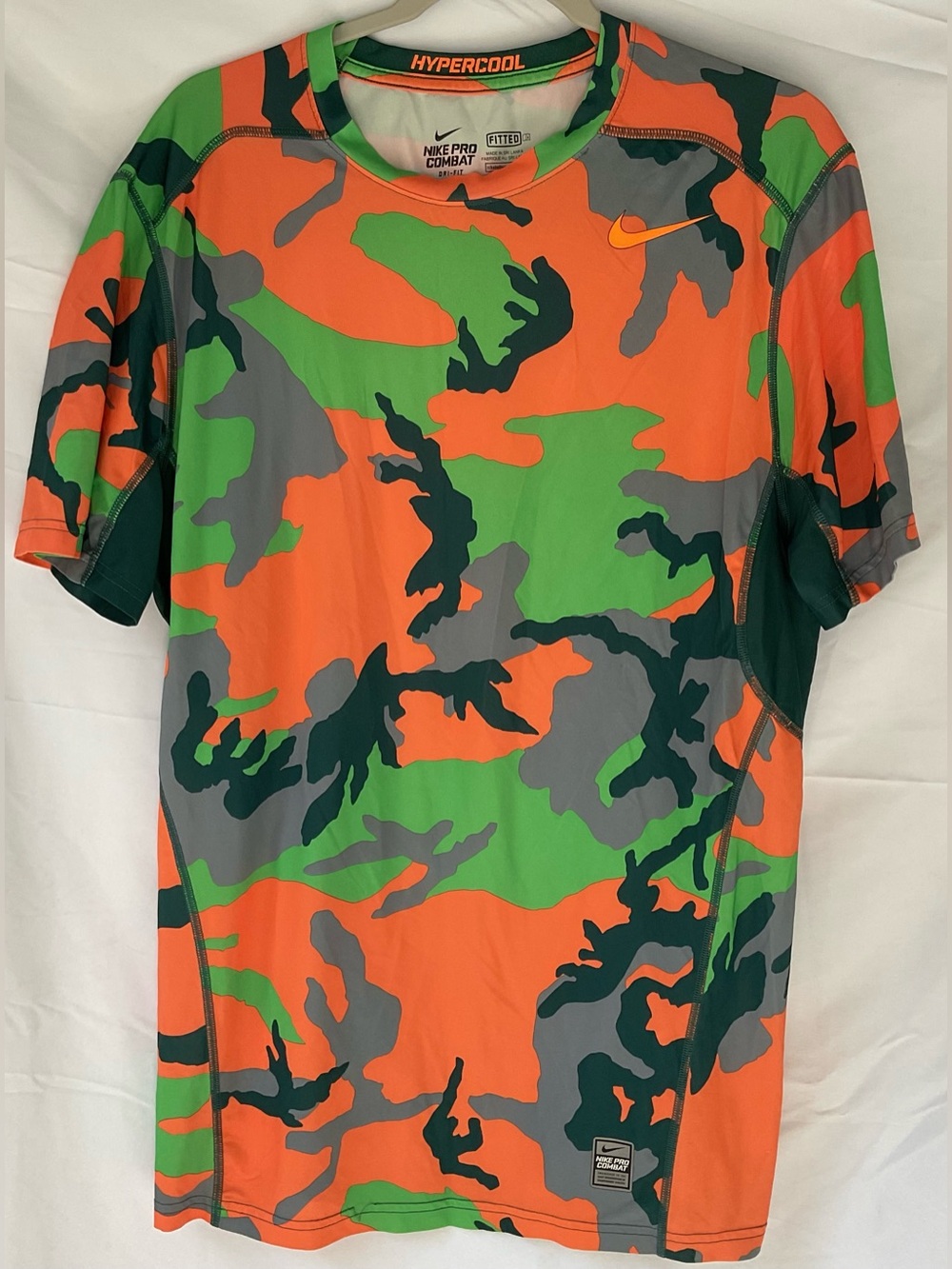 Nike Men's Hypercool Pro combat woodland camo fitted shirt Sz L